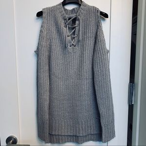 From our set : Chunky cut out top at shoulders